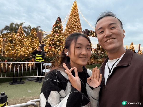 去咗西九睇聖誕樹，成個環境同氣氛好值得去，有好多攤位同得意嘢...