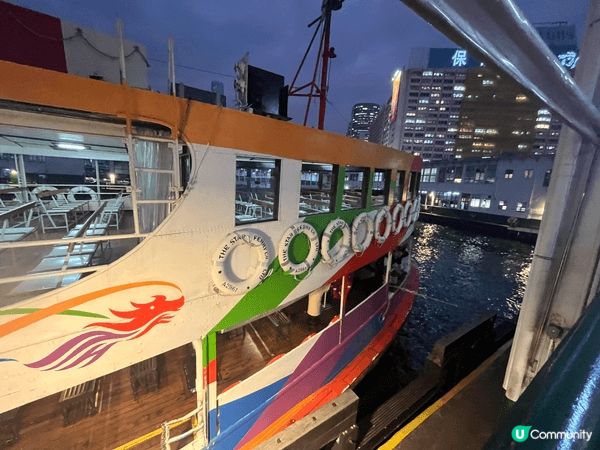 無論香港變得幾快，天星小輪對我嚟講都係嗰份「唔使趕」嘅溫柔節...