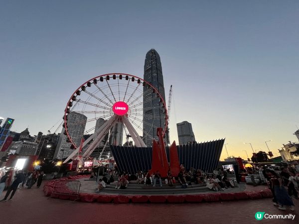 圖片一就去咗奧運海旁觀賞日落美景，圖片二就是去了中環碼頭觀賞...