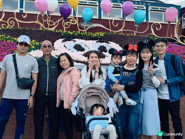 一家大細陪3歲姪女前往香港迪士尼慶祝生日。雖然遇上大埔火災而...