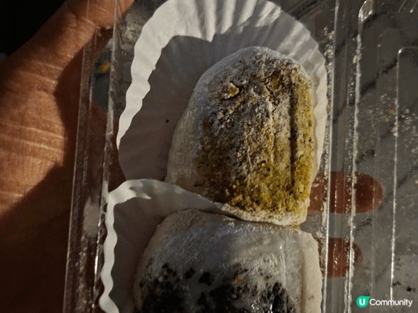 ✨️平安夜晚行下街，經過荃灣廣場均香餅家見好多人排隊買糯米糍...
