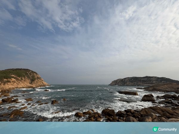 石澳係港島東面個靚靚海邊小村，沙灘細滑又乾淨，彩色小屋超出相...