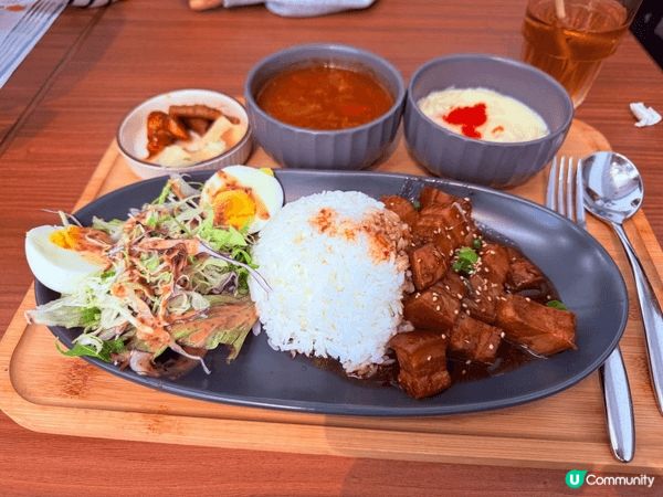 觀塘游泳池，終於有返間似樣嘅餐廳喇！