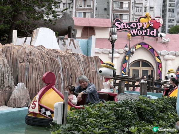 Snoopy world 真係假日好去處，今日仲要好多香港遊...