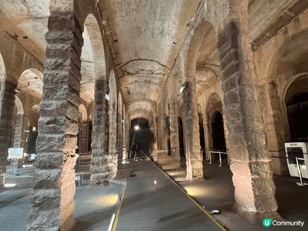 深水埗配水庫的特色是古羅馬式建築風格、香港首個圓形地下設計，...
