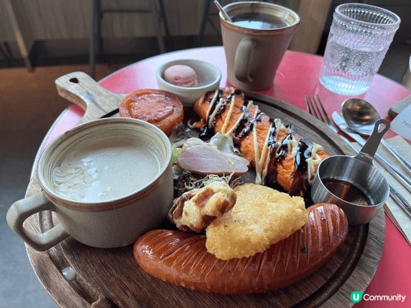 想吃得豐富D，當然係吃All day breakfast，唔...