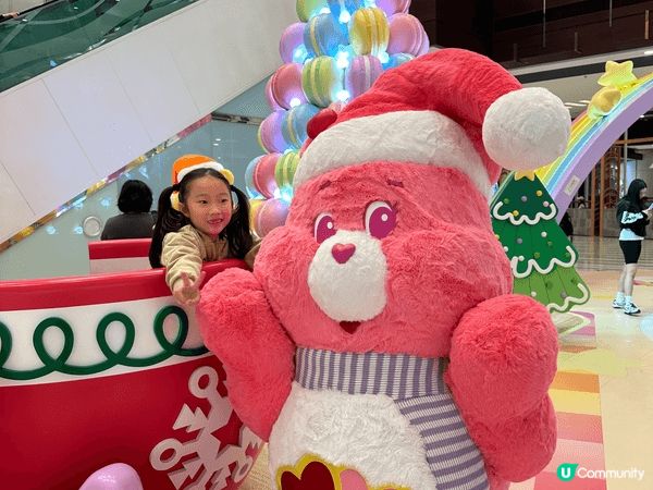 聖誕節帶小朋友周圍影聖誕公仔，去咗青衣影佢最鍾意嘅公仔，大家...