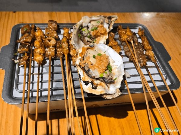 喜歡到酒店或主題自助餐廳，因為美食種類繁多又可以嚐盡各地美食...