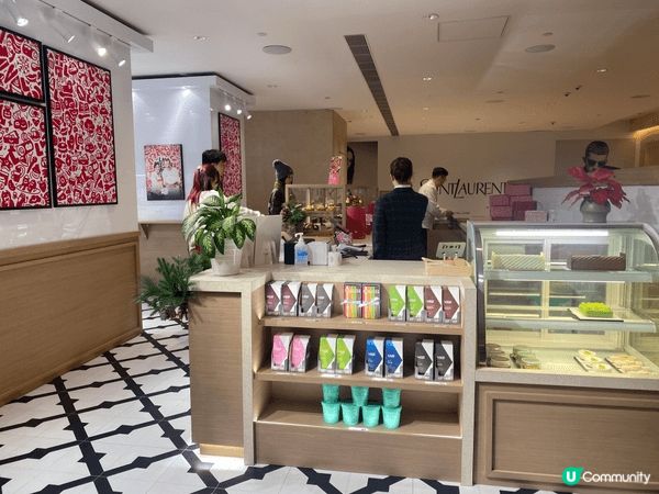 最近發現文華東方酒店嘅餅食都有筍deal!！話說平安夜行得攰...
