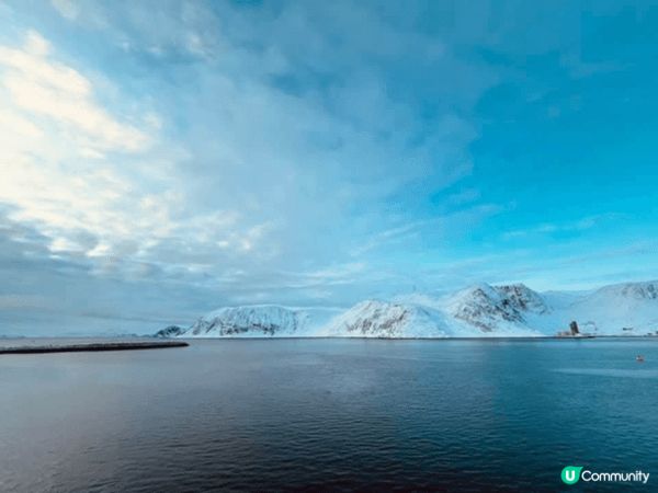 今次旅行去挪威洪寧斯沃格，真係超幸運睇到北極光，呈現橙色和綠...