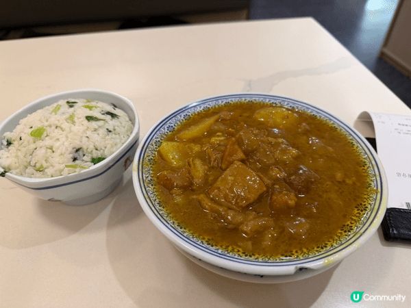 今次去左灣仔智尊餐廳食左下午茶，完全估唔到下午茶都會有酸菜魚...