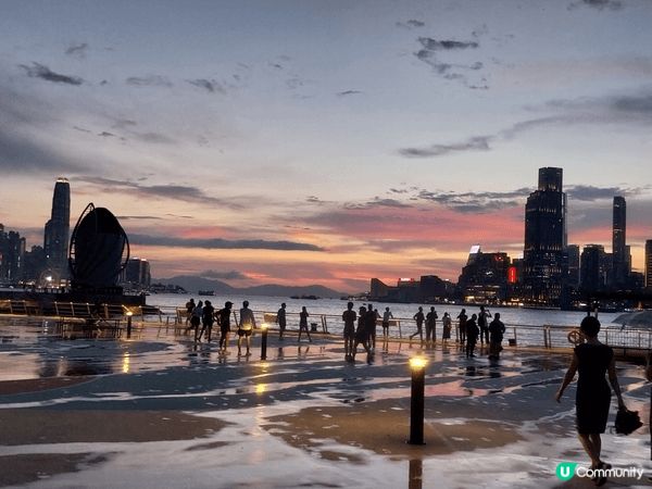 東岸公園，地方寬濶，可以放狗，散步，甚至跑步(刚開放板道可到...