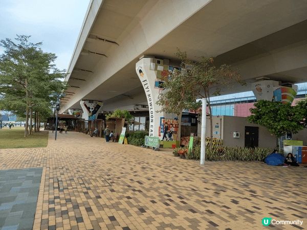 如果子女不開心，可以帶他們去觀塘海濱長廊跑一跑。