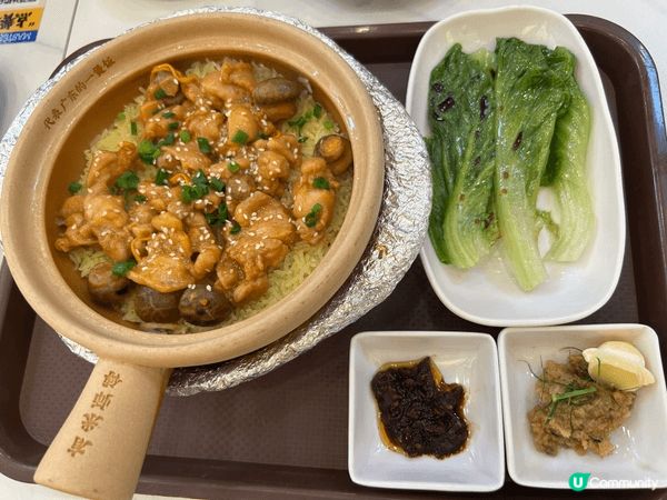 呢間日本餐廳出名定食，呢兩個餐，豬軟骨定食及吉列滑蛋豬扒定食...