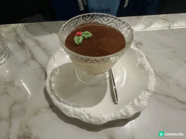 Fable係灣仔嘅手工意粉店食法國菜式，餐廳係巷仔入面，位唔...