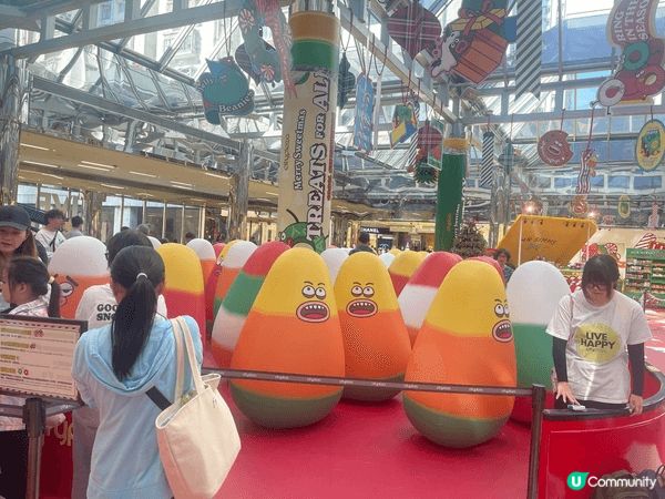 前排經過太古城，好有兒童樂園氣氛，充滿好多sweetmas甜...