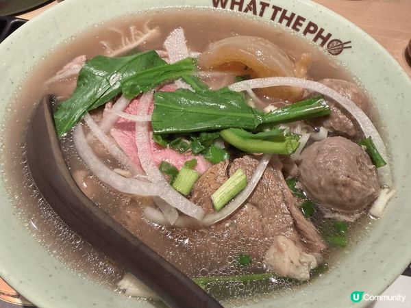 呢間係南昌站上蓋商場的一間越南餐廳，見有優惠就叫左豬頸肉米子...