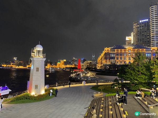 上海絕美夜景，真的可媲美香港尖東夜景。網上很多人推薦黃浦江遊...