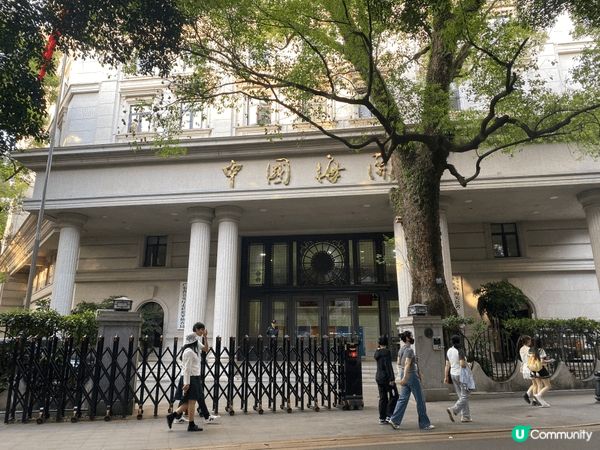 廣州荔灣區的沙面島 ，令我恍似置身於上個世紀末的英法租界國度...