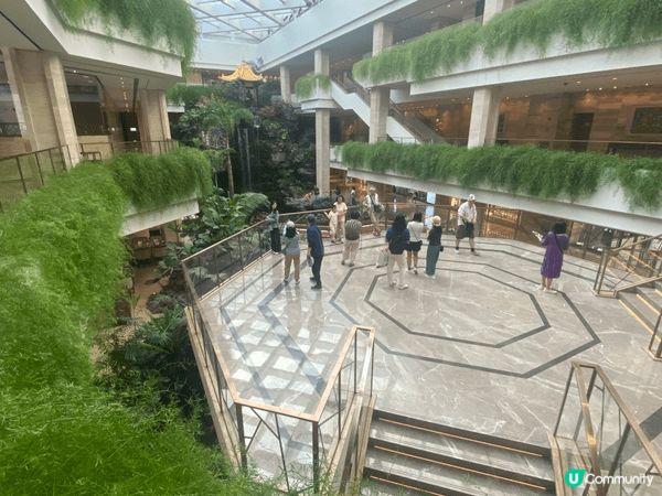 廣州荔灣區的沙面島 ，令我恍似置身於上個世紀末的英法租界國度...