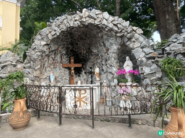 廣州荔灣區的沙面島 ，令我恍似置身於上個世紀末的英法租界國度...