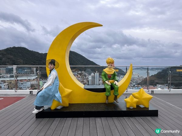 早前去了釜山，甘川洞文化村，五顏六色的小屋加上充滿浪漫氛圍的...