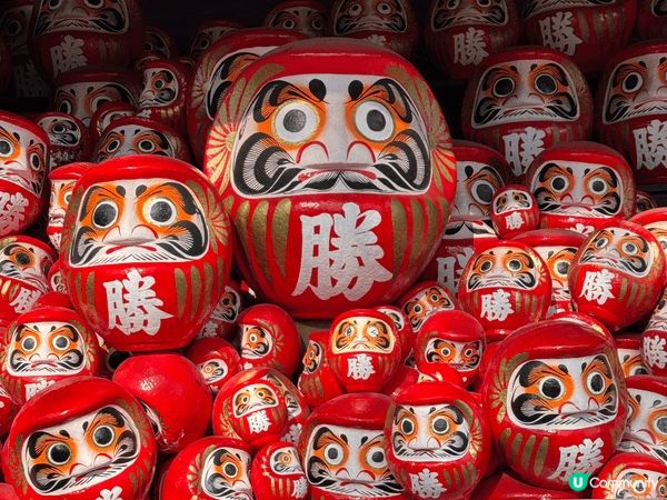 大阪勝尾寺、離巿區大概一小時車程，整間寺院到處都是達摩，十分...