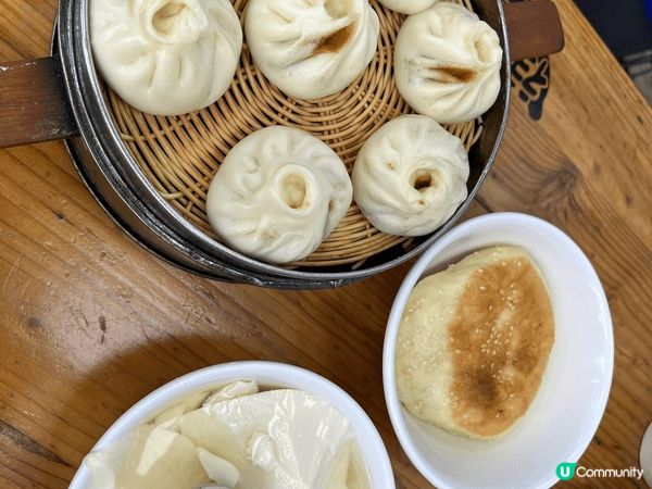 北京除了有很多名勝參觀之外，還有超多特色美食，價廉物美，種類...