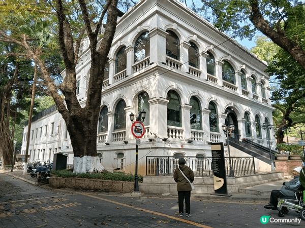 不一樣的廣州ー沙面島，閒適小島留下不少富古典味道的歐式建築群...
