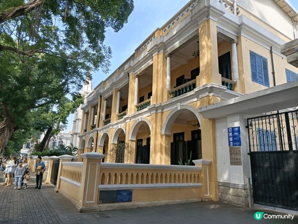 不一樣的廣州ー沙面島，閒適小島留下不少富古典味道的歐式建築群...