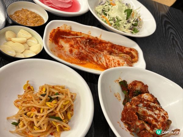 韓國一家名為「伴鷗亭渡口家」(반구정나루터집) 的餐廳享用的...