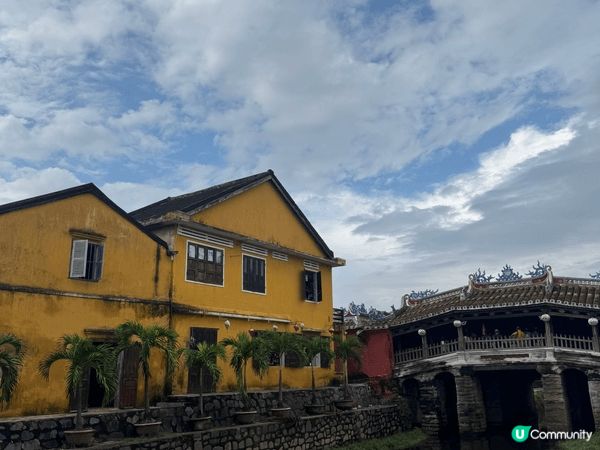 有著東方夏威夷之稱的峴港，酒店外面向美麗的美溪沙灘，之後再試...