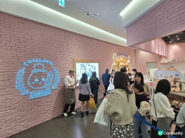 東京表參道Chiikawa Bakery感受本地顧客及遊客對...
