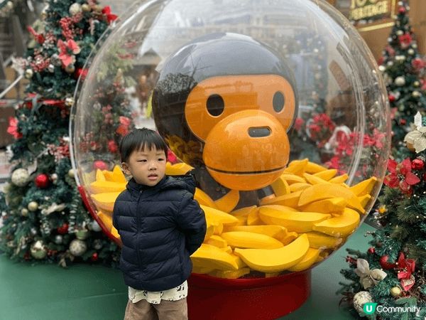 聖誕節最岩同小朋友一齊去玩，可以前往昂坪纜車上去感受昂坪聖誕...