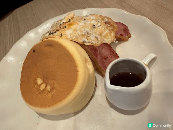 星期日去PHI 食早餐， 套餐包咖啡， 杯咖啡有埋拉花！ 梳...