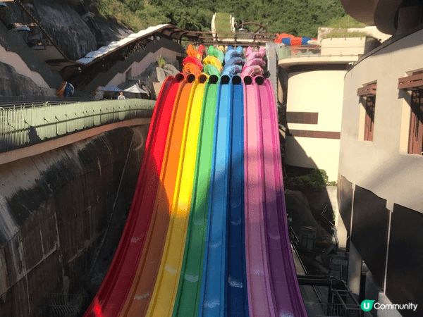 海洋公園水上樂園，刺激好玩清潔，好適合一家大細去玩呀