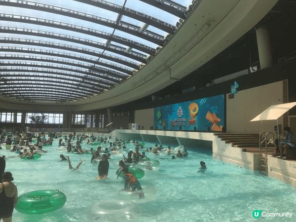 海洋公園水上樂園，刺激好玩清潔，好適合一家大細去玩呀