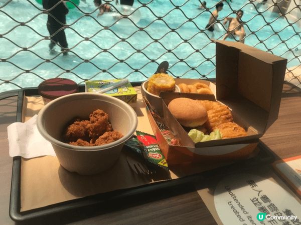 海洋公園水上樂園，刺激好玩清潔，好適合一家大細去玩呀