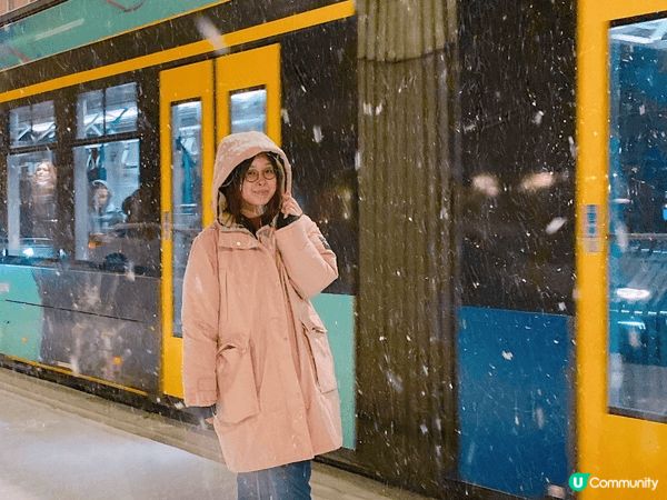 布達佩斯真係一個好靚嘅城市。嗰晚我哋揾到一間當地出名嘅匈牙利...