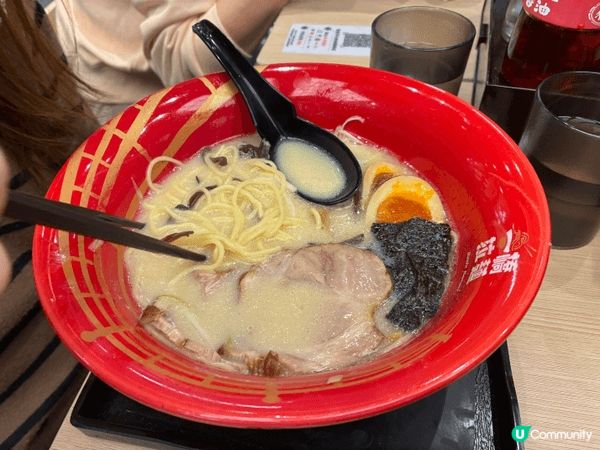 今期的美食推介是一橋拉麵，這是太興集團旗下的一個品牌，採取全...