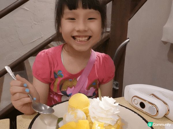 從泰國歸來，舌尖仍跳動著熱帶的節奏——甜蜜的芒果糯米飯淋上椰...