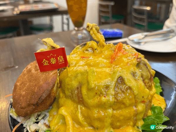 第一張係馬鞍山一間cafe, 佢地既食物好精緻又好味，好岩打...