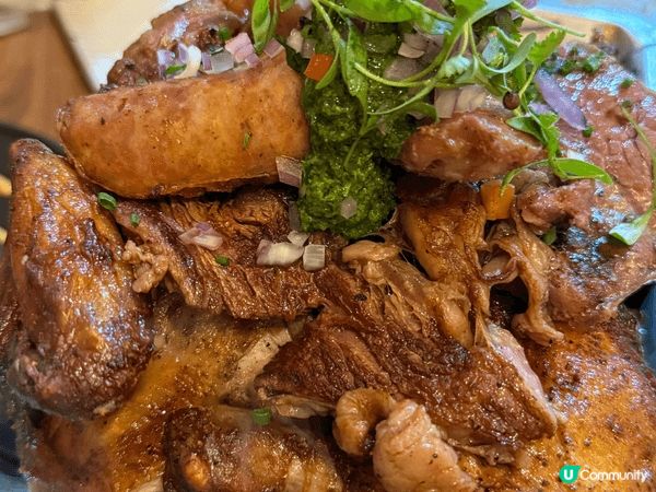香港首家专注秘鲁烤鸡的餐厅，由土生土长秘鲁大厨在2018开业...