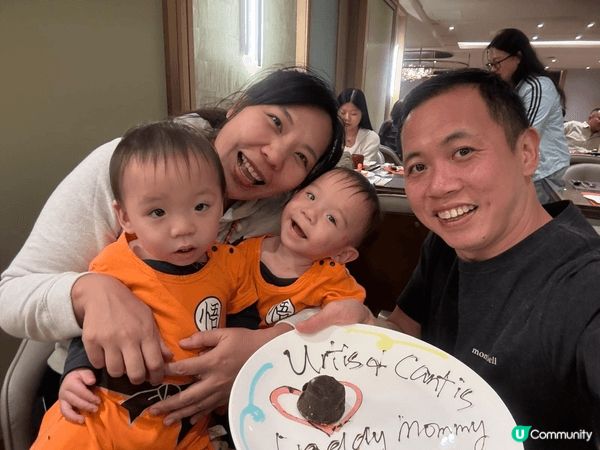 1. 結婚週年食好西～ 啲野真係好好食咖～2個bb食到影相都...