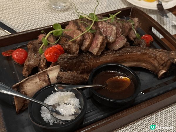 上次出差去馬尼拉，參觀咗馬尼拉最老嘅一個教堂，所住嘅酒店係一...