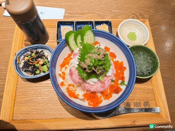 我十分推薦這間海街丼日式餐廳，這是性價比高的人龍店，價錢相宜...