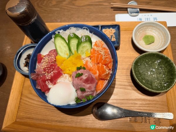 我十分推薦這間海街丼日式餐廳，這是性價比高的人龍店，價錢相宜...