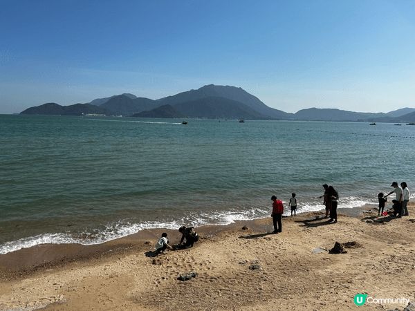 周末去了深圳大鵬區的較長尾海灘，這裡有長長海岸線的沙灘，沿途...