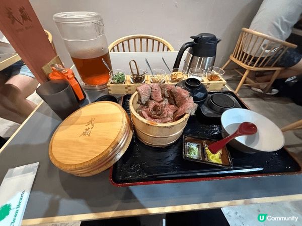 去福岡必食麵屋兼虎味玉辛辛沾麵,沾麵的湯頭是由豚骨加上雞骨、...