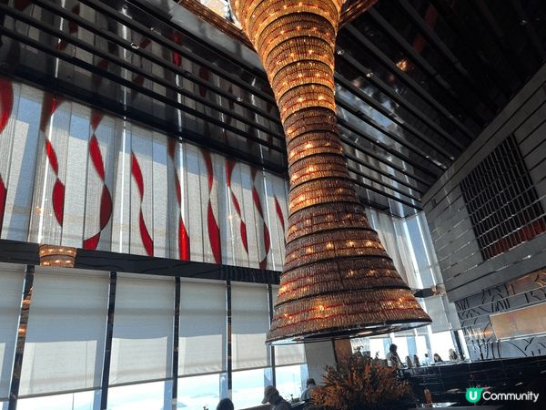 Element 一間餐廳，牛肉入口即溶，龍蝦湯好濃，chee...